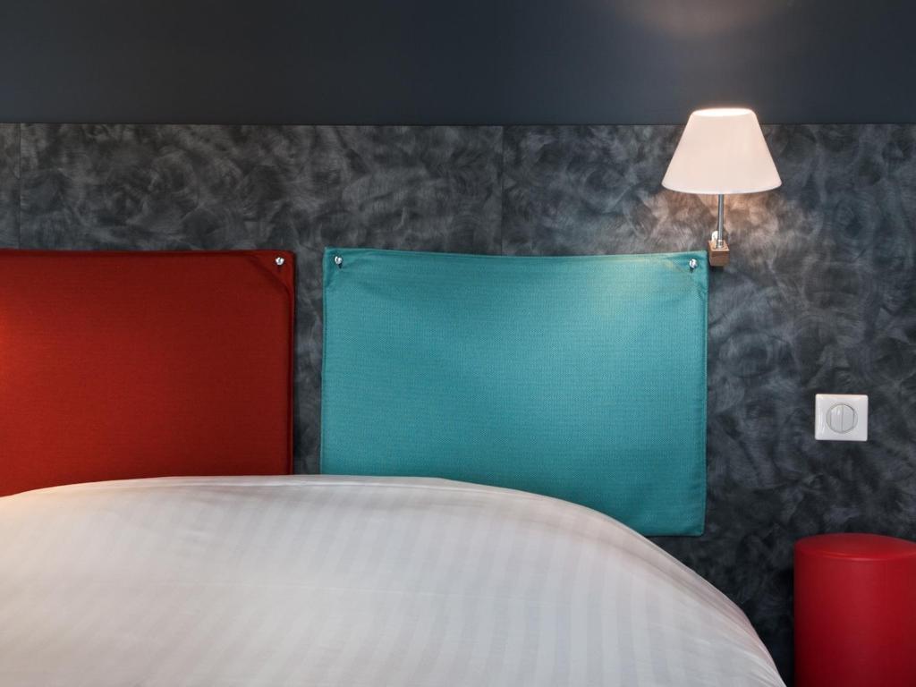 Single Room,61289605:JPEG